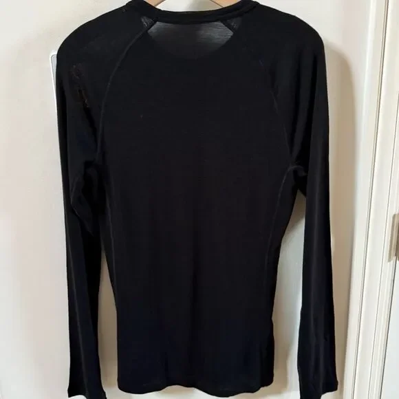 Icebreaker Merino Wool Round Neck Long Sleeve Base Layer in Black M - Picture 5 of 8